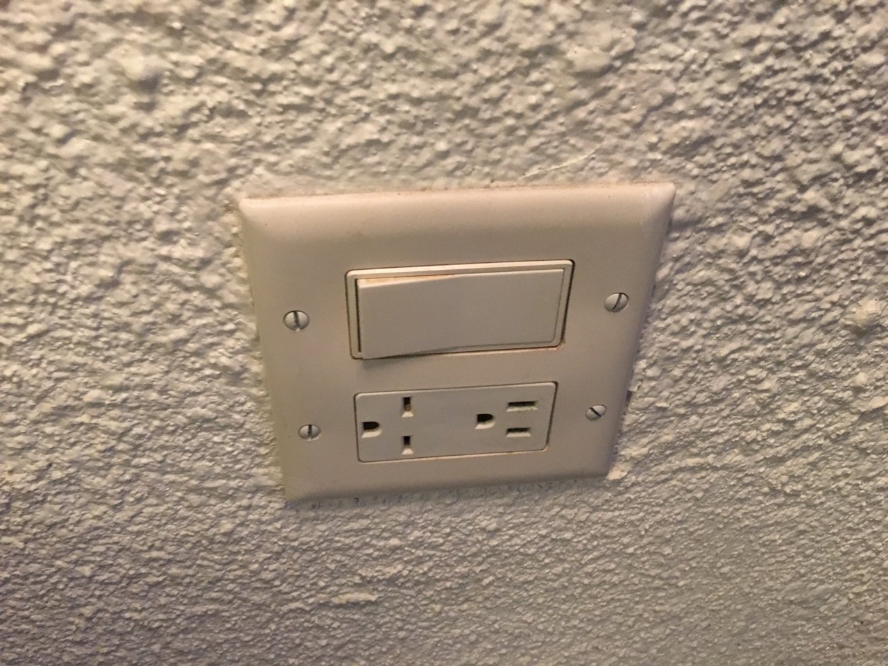 electrical-socket-jolly-beach-resort